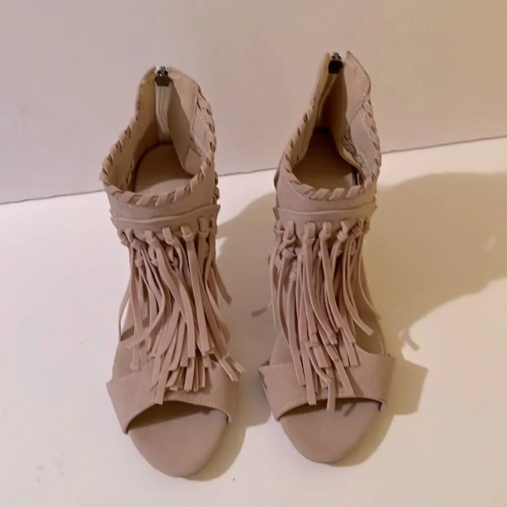 Tan Peep Toe Sandals With Lots of Fringe and Whip Stitching Detail Europe 42